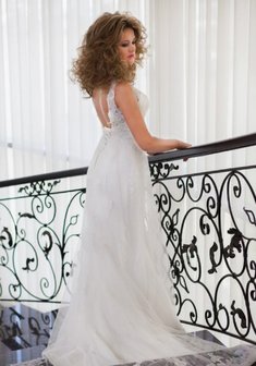 Свадебное платье И53388. А-силуэт, длинное со шлейфом.