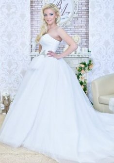 Свадебное платье L53609. С пышной юбкой, длинное со шлейфом.