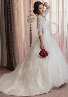 Свадебное платье L53620. С пышной юбкой, длинное со шлейфом.