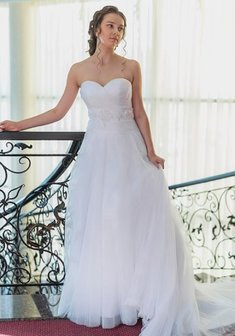 Свадебное платье L53621. А-силуэт, длинное со шлейфом.