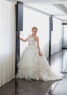 Свадебное платье L53622. С пышной юбкой, длинное со шлейфом.