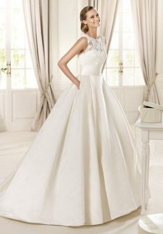 Свадебное платье М53745. А-силуэт, длинное со шлейфом.