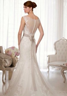 Свадебное платье М53751. Силуэт Русалка (Рыбка), длинное со шлейфом.